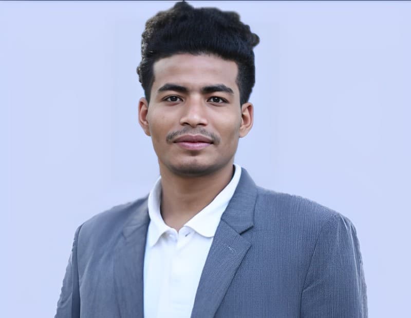 Remon Roy - Full-Stack Web Developer - Portfolio Photo